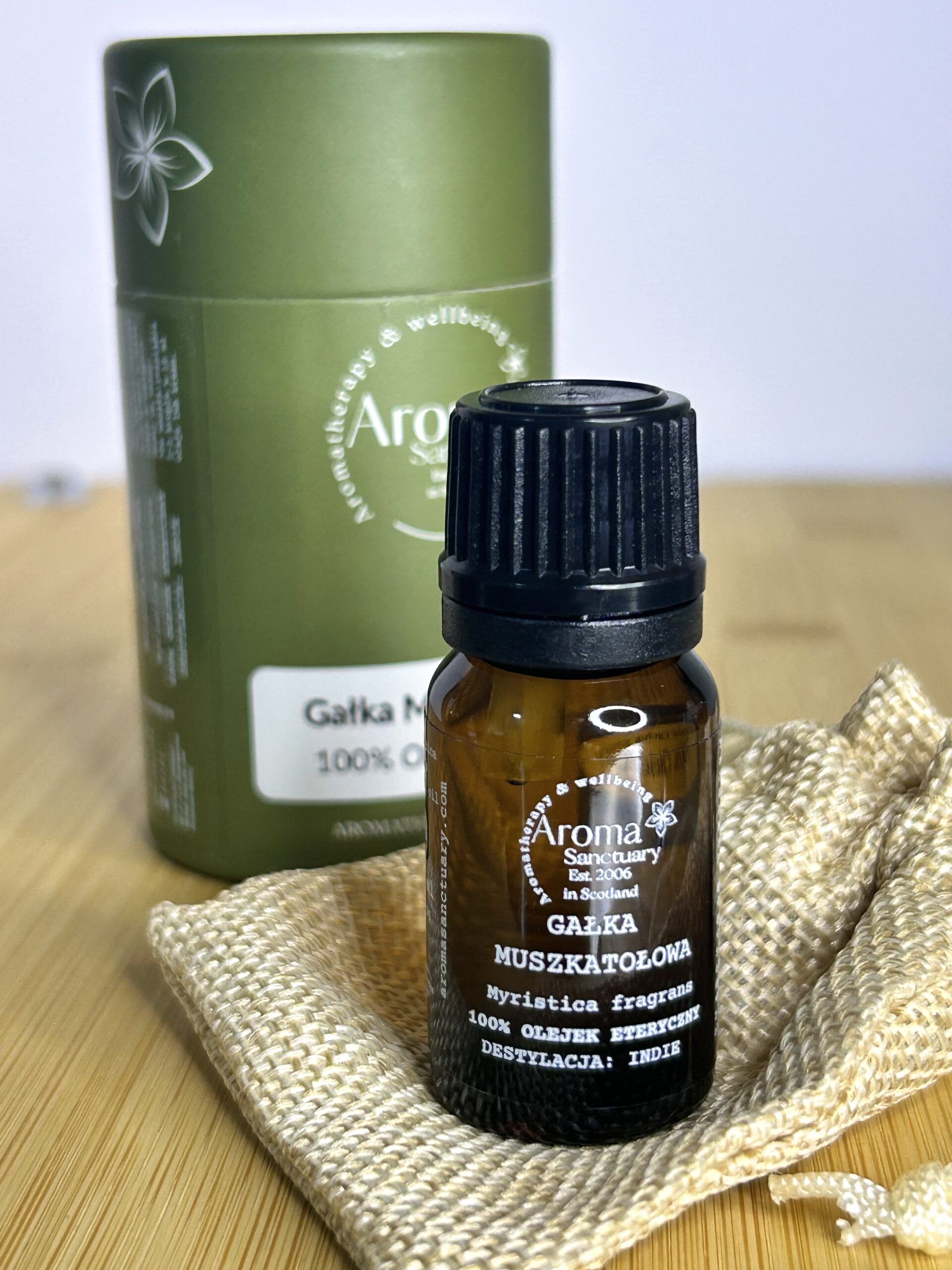 100% Olejek eteryczny z Gałki Muszkatołowej ( Myristica fragrans ) 10 ml